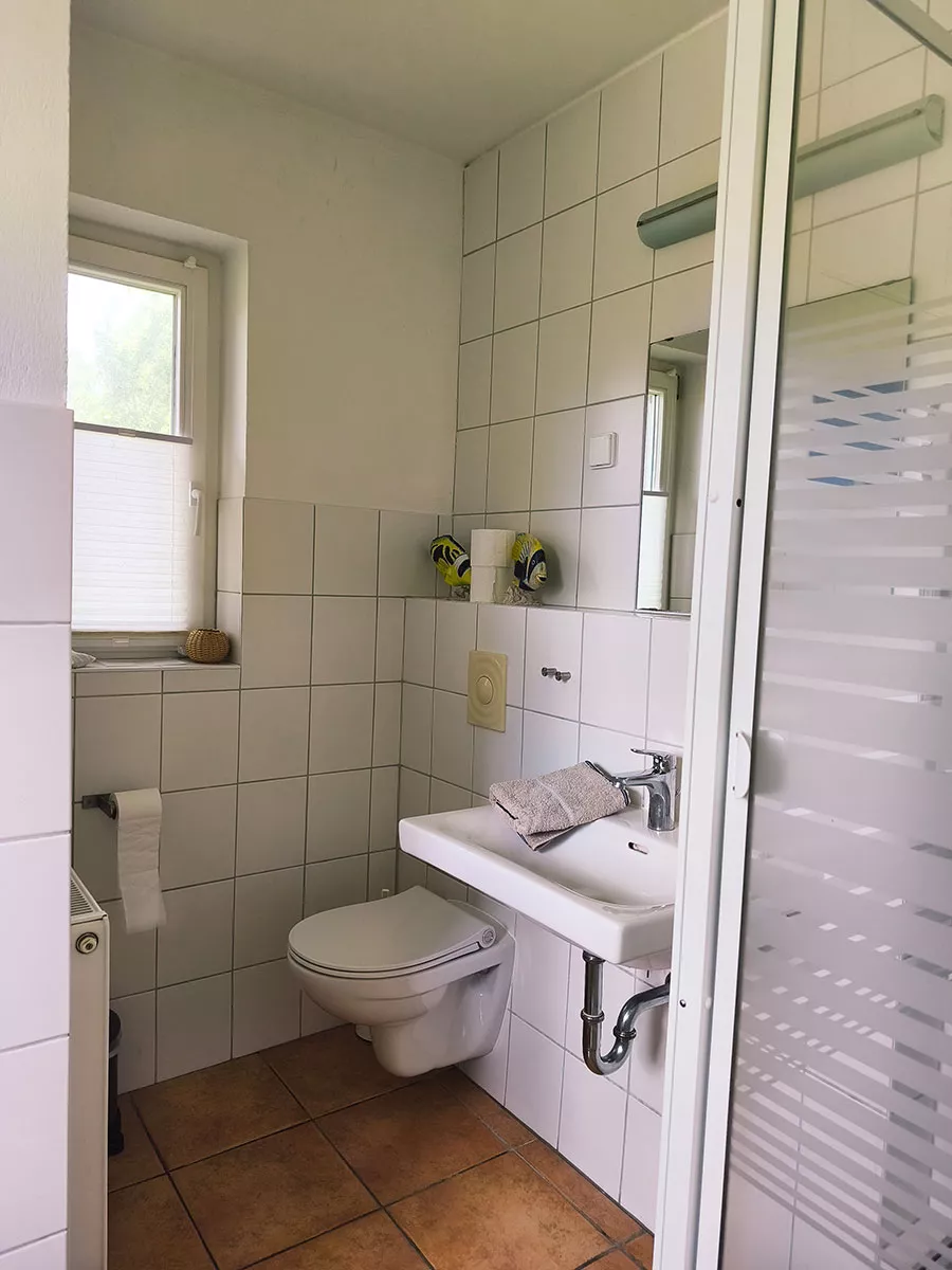 Ferienhaus Deichsonne – modernes Bad mit Dusche und WC, Urlaub an der Nordsee